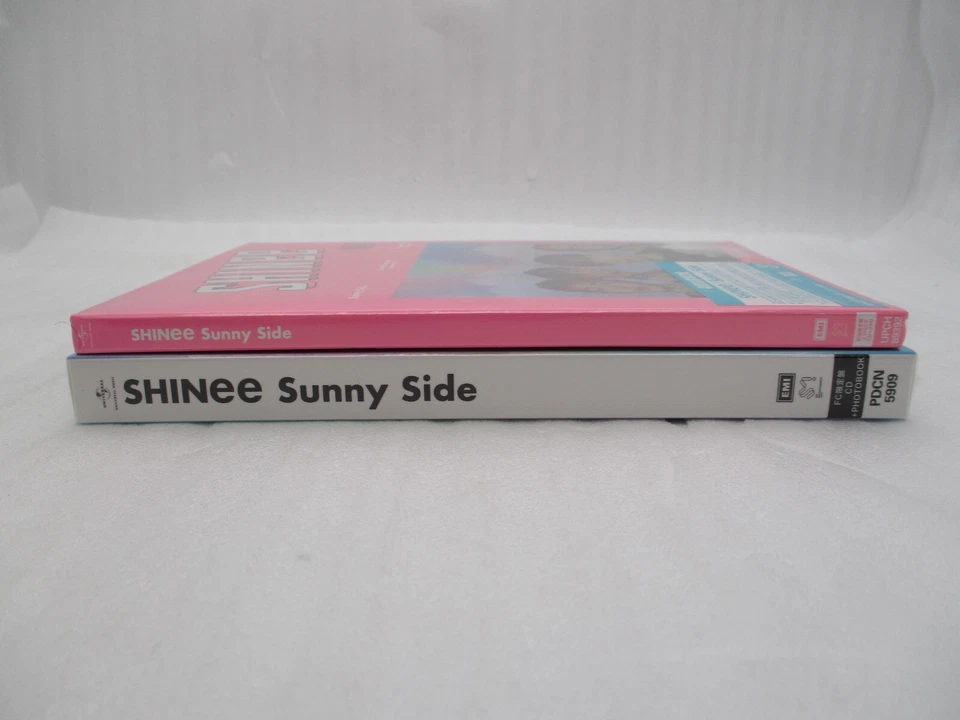 [ Unopened ] SHINee Sunny Side Limited Edition & FC edition 2CDs w/ Post Card - Image 3 of 4