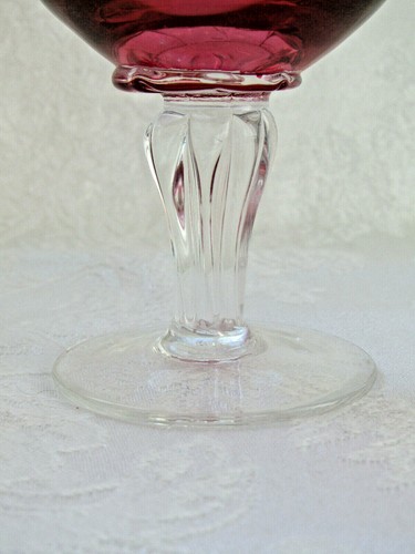 Pair of Hand-Blown Cut to Clear Cranberry Stained Vintage Wine Glasses - Picture 9 of 10
