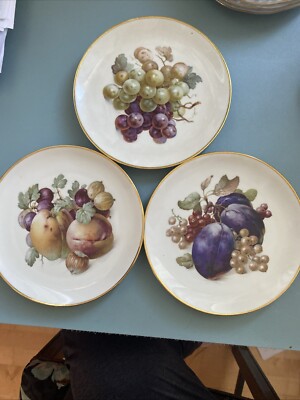 3 Vintage Hors D oeuvres / Salad Plates Schumann Arzberg Bavaria Germany E.C.