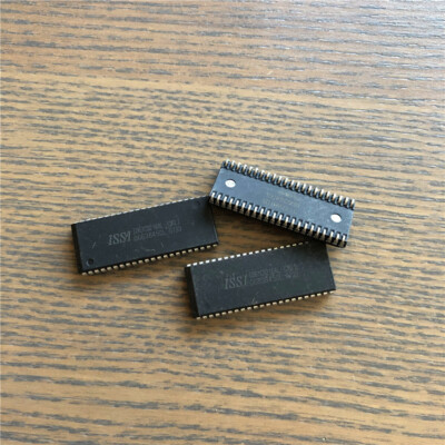 IS61C3216AL-12KLI 512K-bit Async SRAM SOJ-44 x 1pc