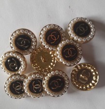 Chanel  Button Set of 10, Size 23 mm Round Black , Pearl And Gold Tone Metal