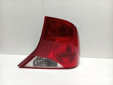 2000-2001 Ford Focus Not Rs Right Passenger Side Tail Light Lamp Oem 166-01854 2000-2001 Ford Focus Not Rs Right Passenger Side Tail Light Lamp Oem 166-01854