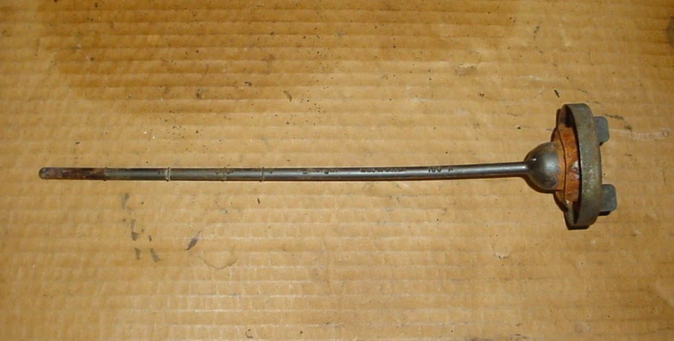 vintage 1972 Sno Jet SST 440 snowmobile 433 Gas Cap With Dipstick - Image 2 of 4