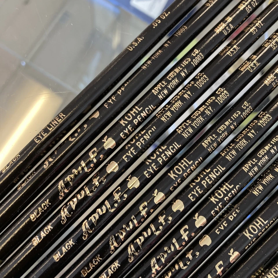 12 piezas NY Apple KOHL DELINEADOR DE OJOS 7" LÁPICES EE. UU. Lote de 12 Envío Gratis Foto 2 de 3