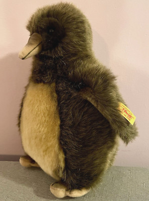 Steiff National Geographic Carl Little Penguin Pinguin Brown Fur 25cm EAN 355714
