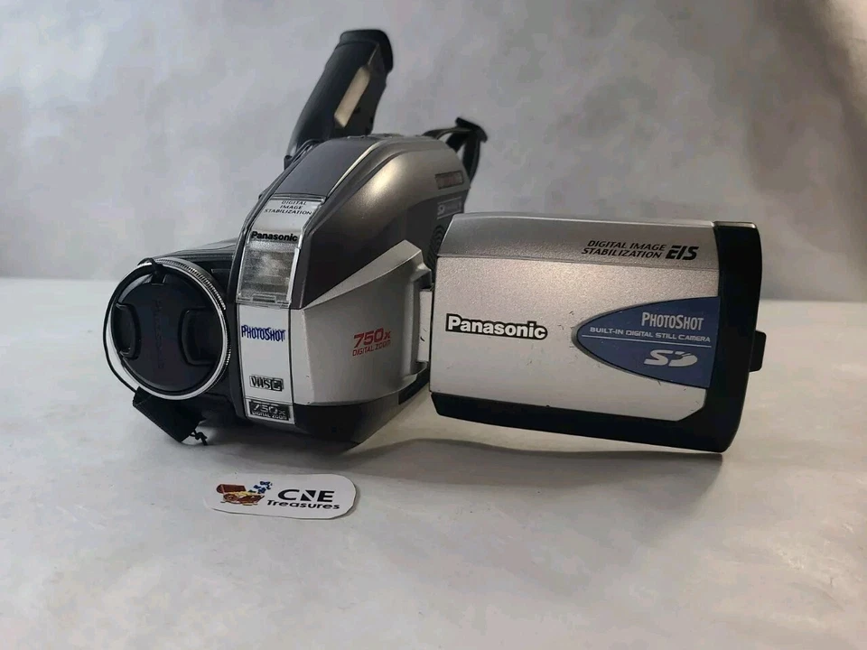 Panasonic PV-L452D VHS-C Palmcorder w Case UNTESTED FOR PARTS OR NOT WORKING - Image 3 of 4