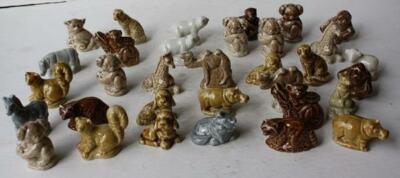 Noah's Arc Animals Wade Figures 33 Minis England Whimsies Red Rose Tea Premium +
