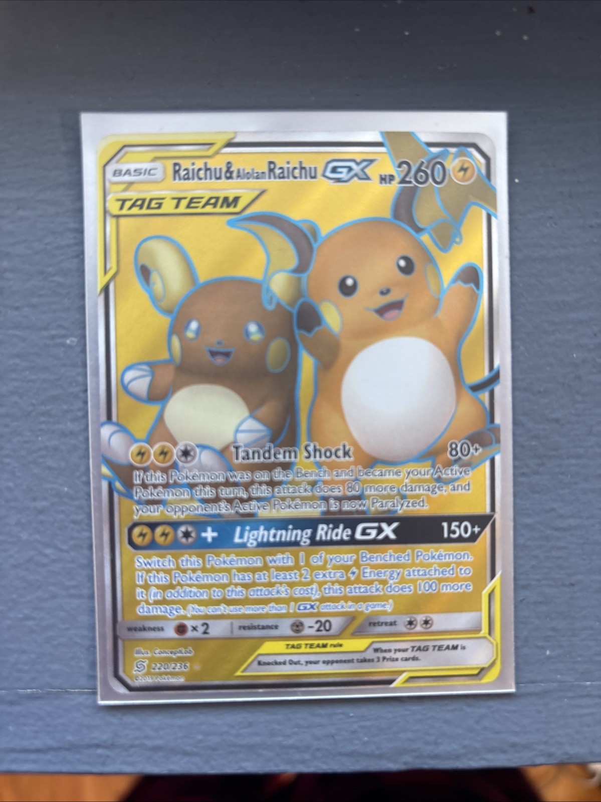 2019 POKEMON SUN & MOON UNIFIED MINDS 220 FULL ART/RAICHU & ALOLAN RAICHU GX NM