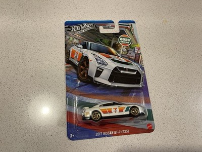 New Hot Wheels 7-Eleven Nissan GTR R35 Silver Series 2026 Edition Skyline 7-11