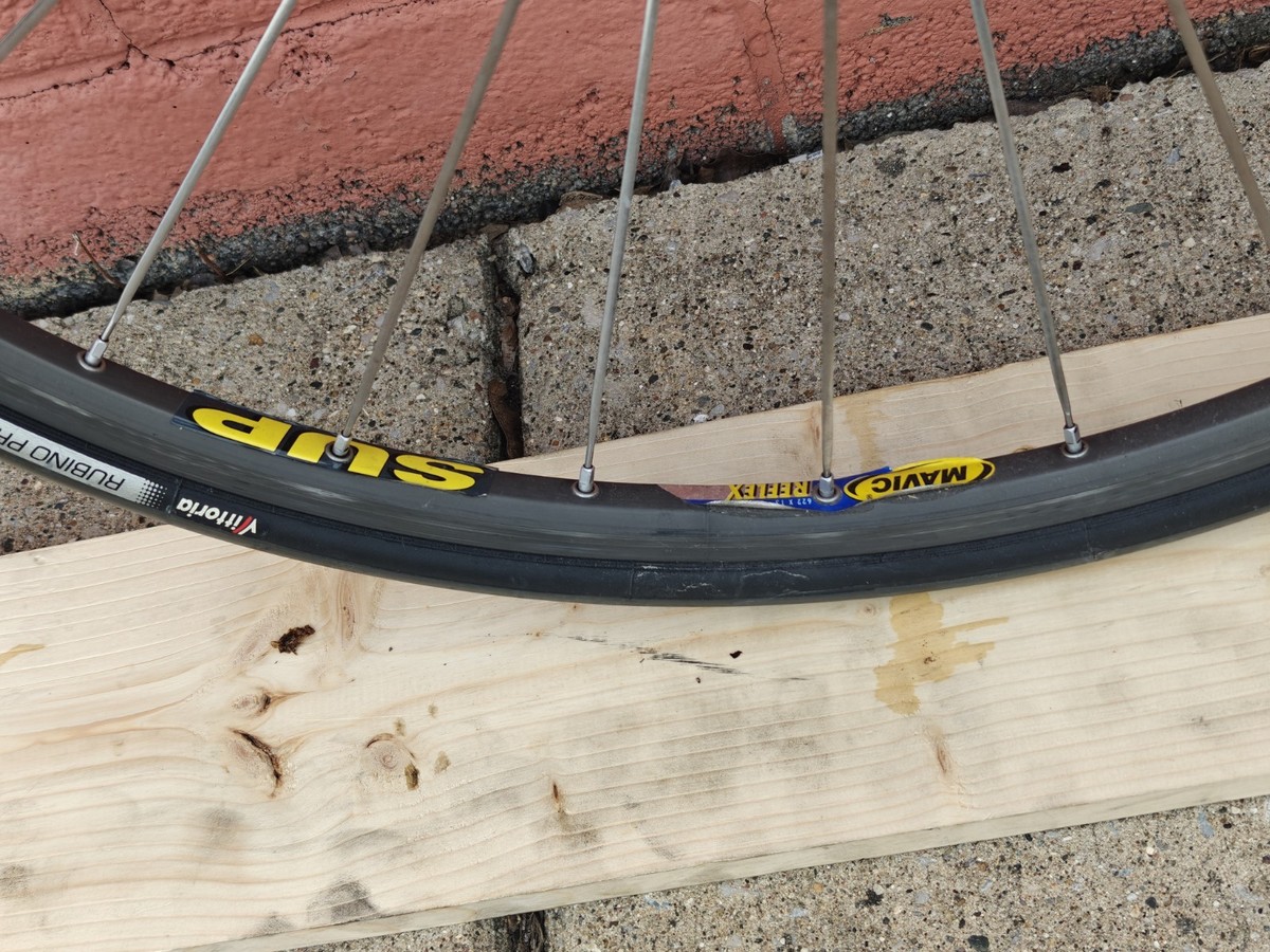 Shimano Dura Ace / Mavic Reflex SUP 700c Bicycle Wheelset - Bladed