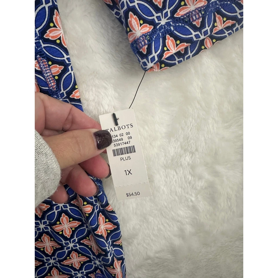 Nuevo con etiquetas T by Talbots Top trasero recortado estampado azul grande ligero Foto 4 de 4