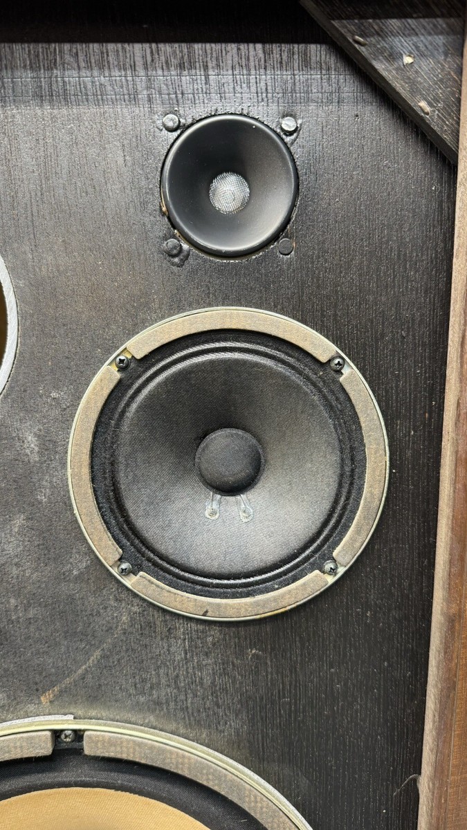 1 X Sansui SP-100 3 Way Speaker Original Made in Japan MINT 1 X Sansui SP-100 3 Way Speaker Original Made in Japan MINT