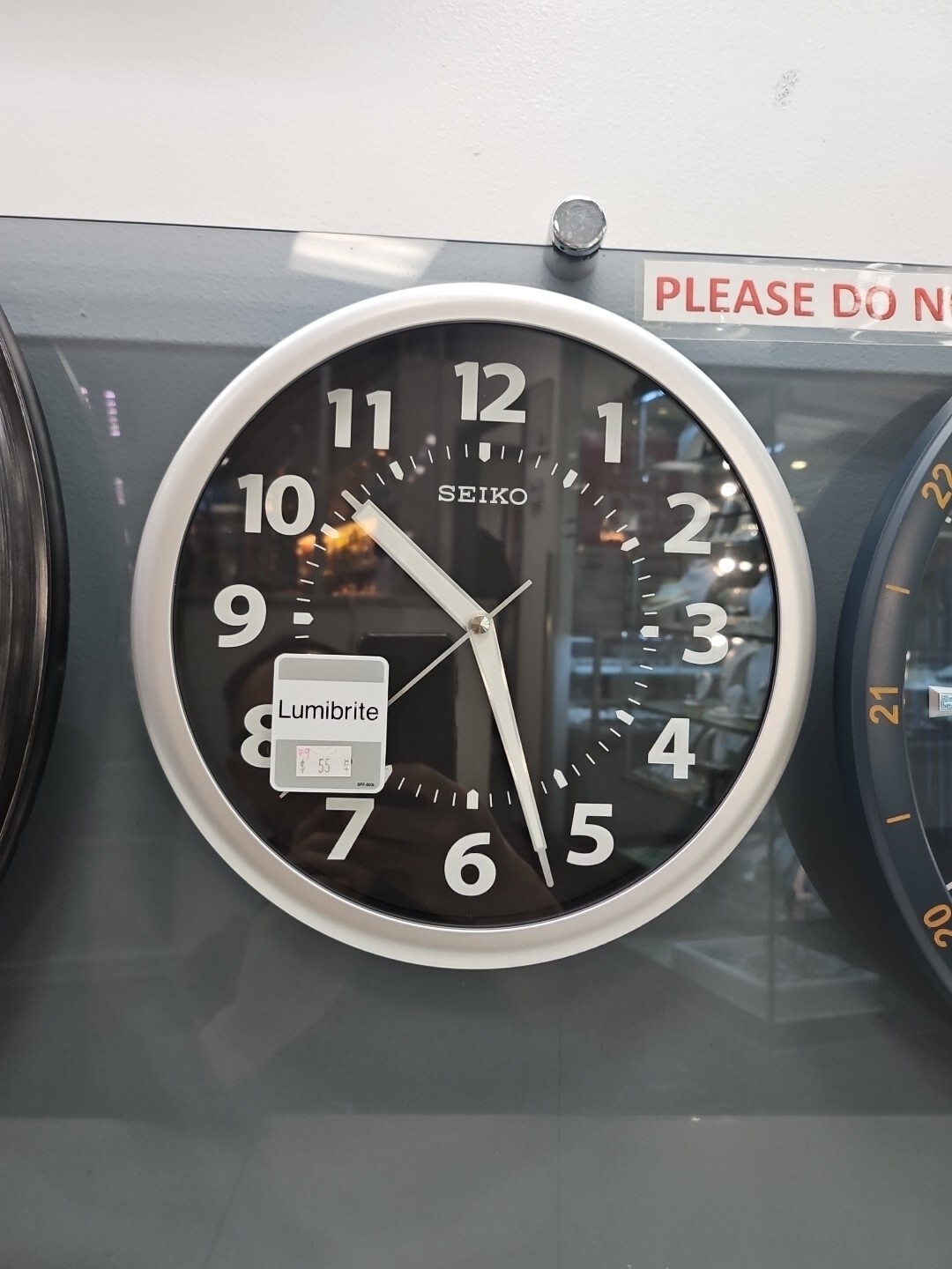 Seiko Wall Clock SilverTone Metallic Case Luminous Numerals QXA435SLH