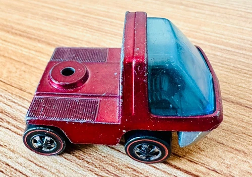 Hot Wheels Redline 1969 Heavyweights Cab HK Red Semi Truck