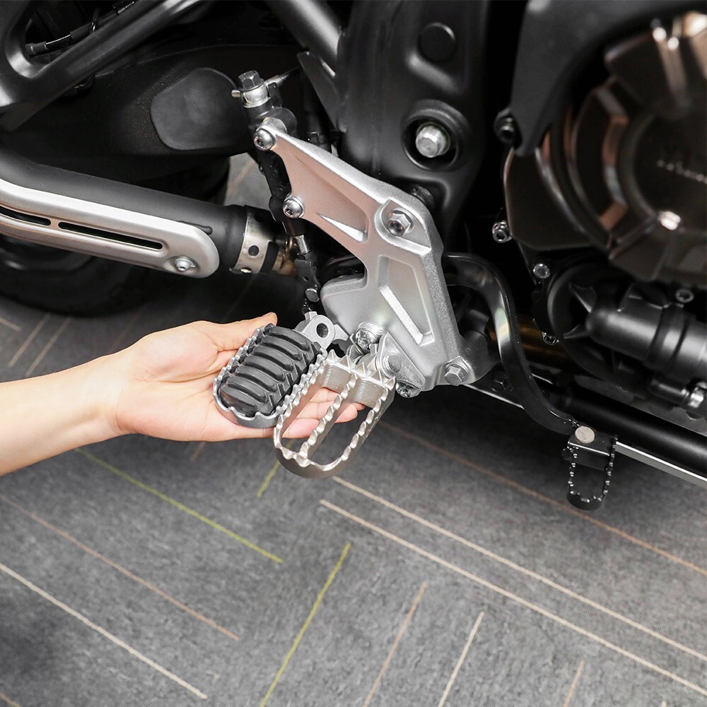 304 Stainless Steel Rider Front Footpegs Footrest For YAMAHA TENERE 700