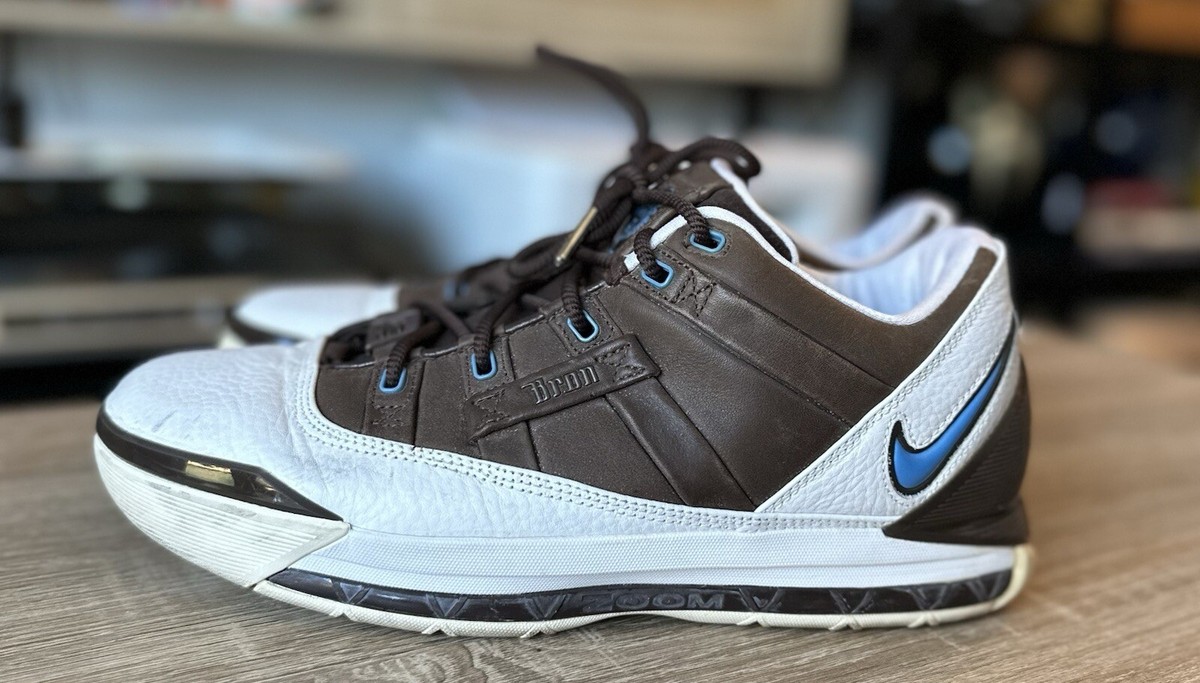 Nike Lebron Low Baroque Brown