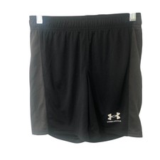 Under Armour NWT Boys' Loose Fit Challenger Knit Shorts Size Medium