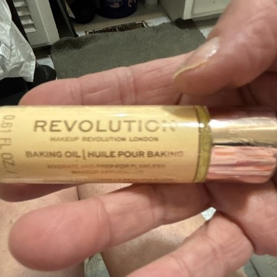Makeup Revolution Baking Oil Universal Face Primer 0.61 fl oz