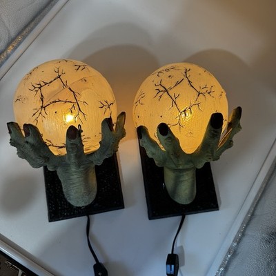Vtg 1997 Paper Magic Group Halloween CREEPY ZOMBIE HAND Wall Hanging Lights Plug