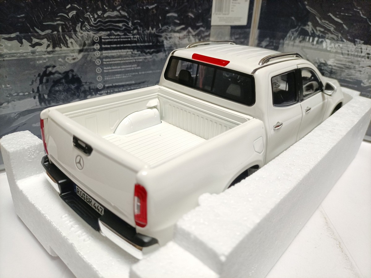 Norev 1:18 Mercedes Benz X-class pickup truck white alloy openable