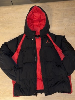 Jordan Essential Herren Jacke Größe M ROT SCHWARZ TOP ZUSTAND 100% ORIGINAL