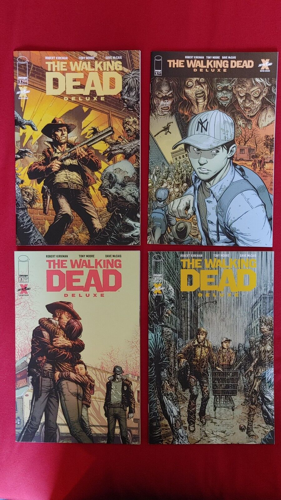 Image Comics Skybound. THE WALKING DEAD DELUXE 1, 2, 3, 4 
