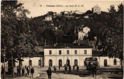 CPA AK VIENNE - La Gare P.-L.-M (667779)