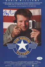 Barry Levinson "Good Morning Vietnam" Director AUTOGRAPH Signed 8x12 Photo ACOA