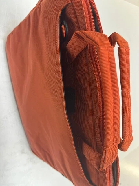 NEW Tucano Burnt Orange folder for Apple iBook Sleeve w/ handles (FREE shipping) - Изображение 4 из 4