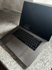 Apple MacBook Pro 15” (A1707) -  3.1GHz Core i7 CPU/Dual GPU/500GBSSD/16GB RAM