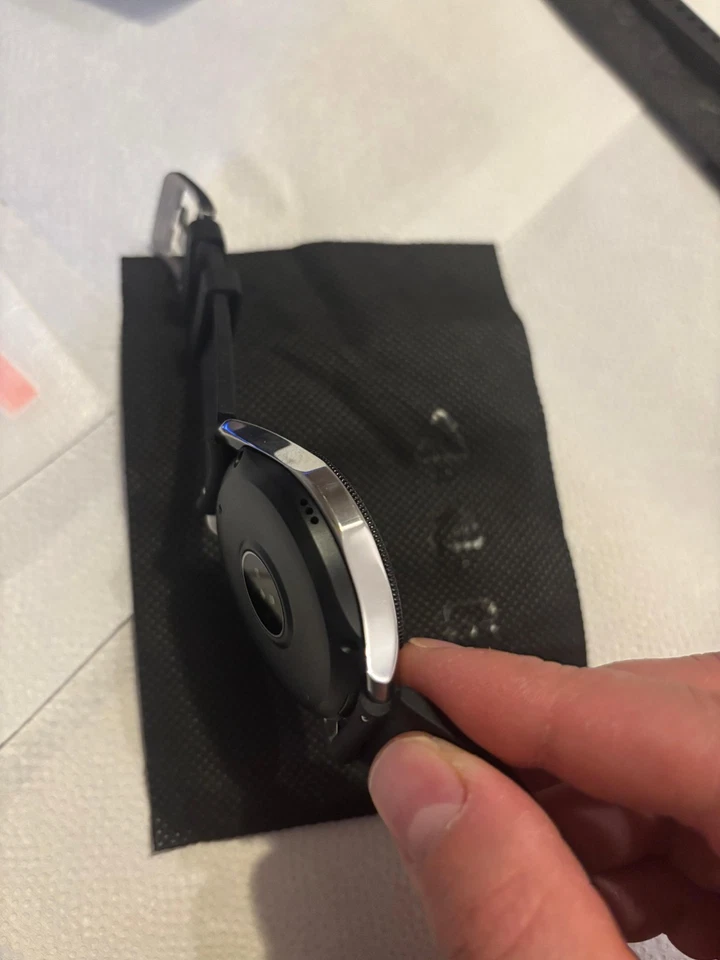 Samsung Galaxy Watch 46 · 46 mm · LTE, foto 3 de 5
