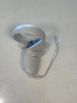 LEFT Hand Controller GENUINE for Meta Oculus Quest 2 *Excellent* LX39EM