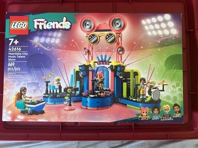 LEGO Friends Heartlake City Music Talent Show 42616