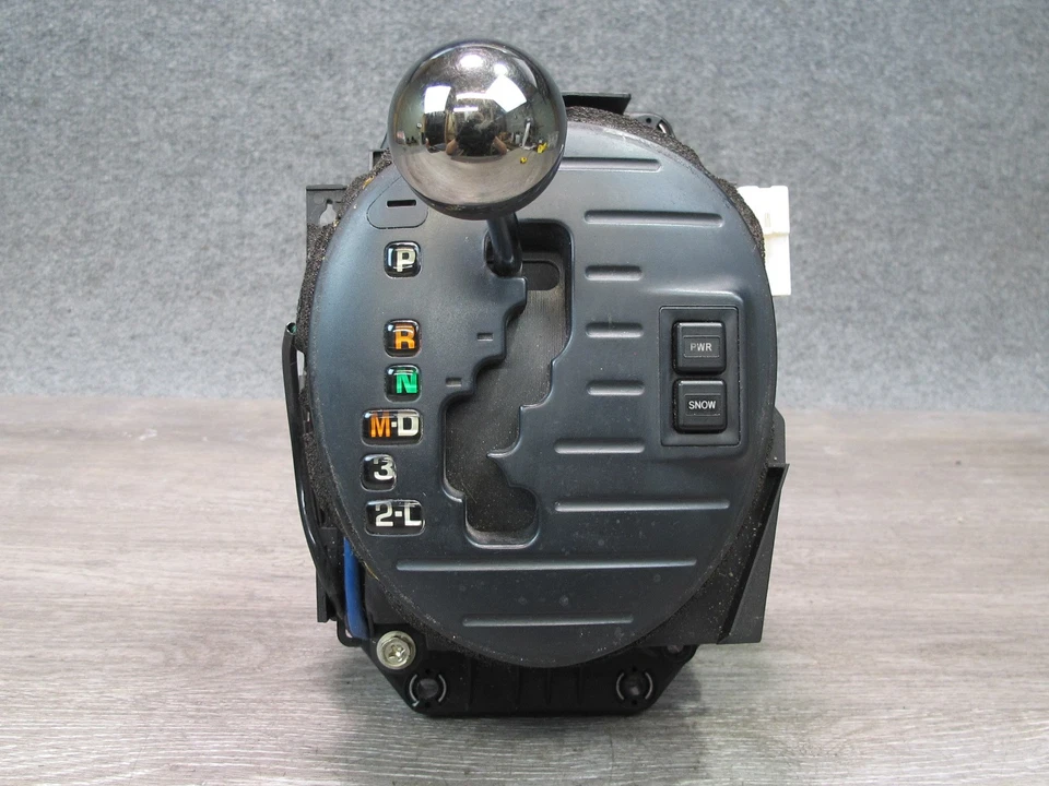 01-05 LEXUS JCE10L IS300 A/T AUTOMATIC TRANSMISSION GEAR SHIFTER W KNOB OEM - Image 3 of 4