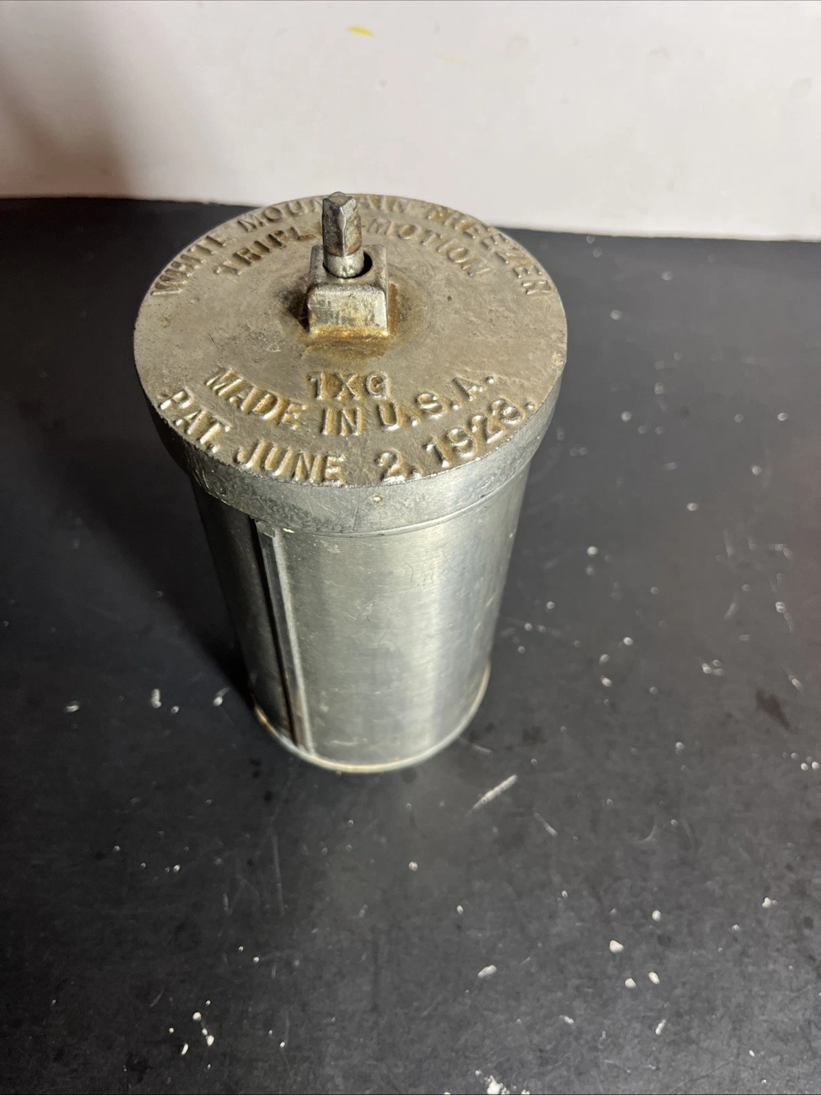 Antique White Mountain Ice Cream Freezer MINI 1 Qt Hand Crank 1923 PAT DATE Only