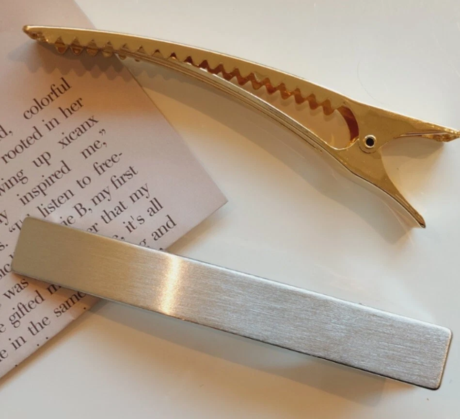 K-Celeb Accessorio METAL SHEN HAIR CLAW CLIP Modern Semplice Bold Chic Design... - Immagine 4 di 4