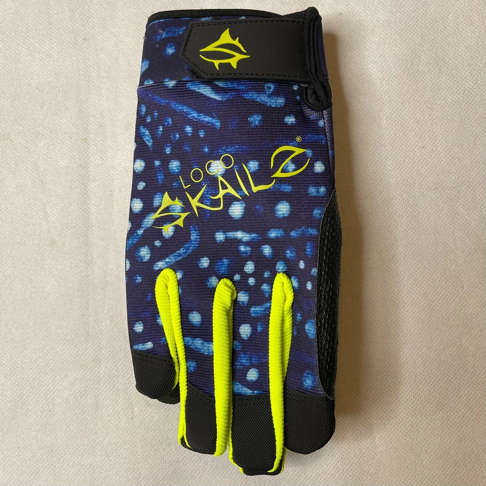 Loco Skailz Performance Fishing Gloves Adult Medium/Large New Assorted Colors