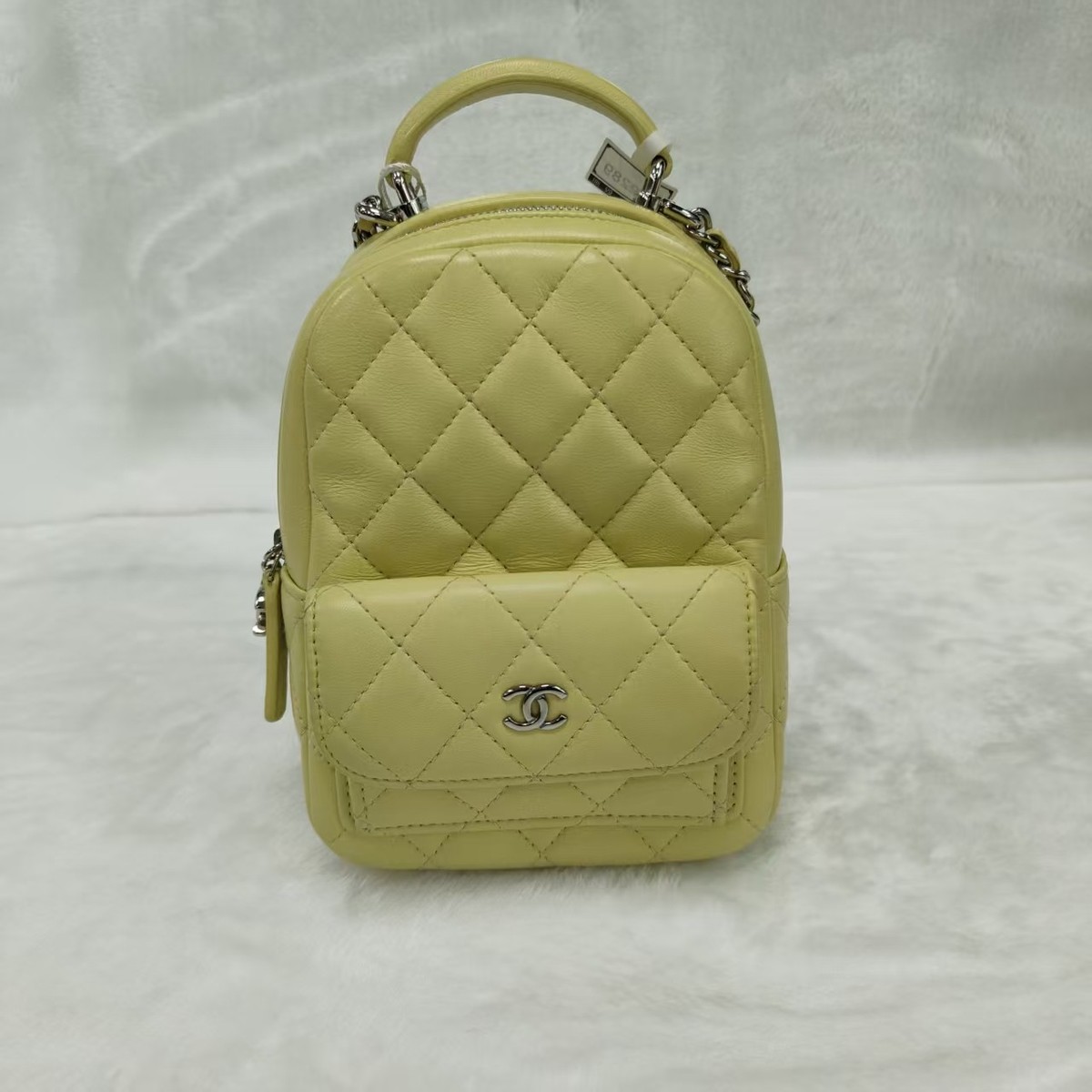 dunham's north face backpack Women's The Borealis Hunted Mansion With its iconic bungee Colour:Amazon_Tan Adidas Original Flap Backpack