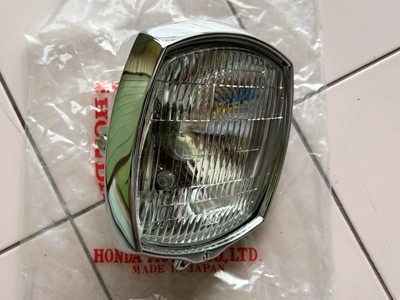 NOS JAPAN HONDA DREAM C72 C77 CA72 CA77 C78 HEADLIGHT LAMP ASSY GENUINE STANLEY