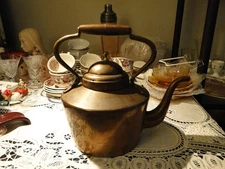 COPPER TEA KETTLE, ITALY, WOOD HANDLE, LARGE, VINTAGE VG Cond. 9.5" Tall