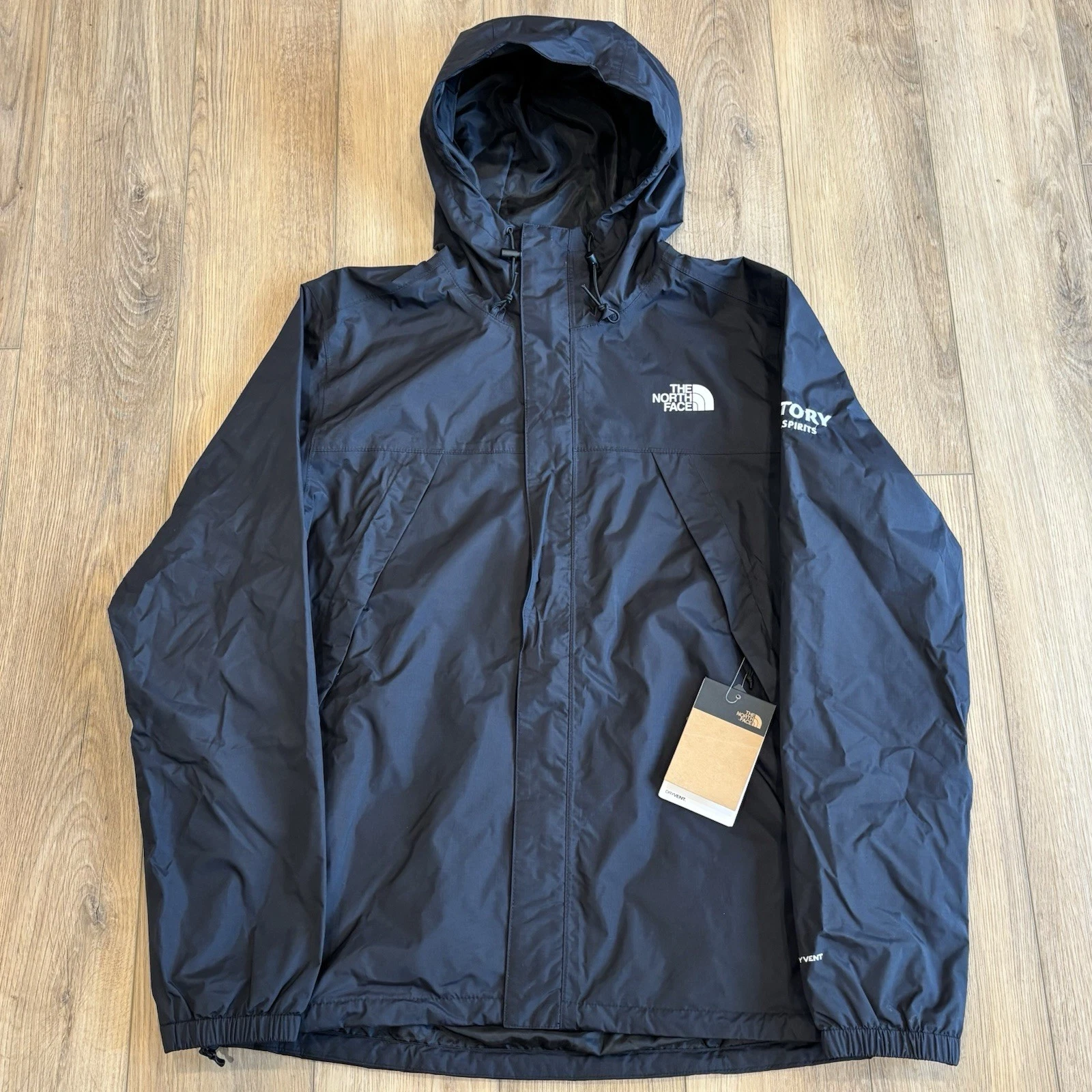 NWT The North Face Men’s Medium Antora Rain Hooded Jacket Black Dryvent Outdoors
Opens in a new wind