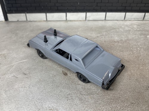 Coche Derby de Demolición Lincoln Mark VI Impreso en 3D Escala 1/64 para Diorama Diecast - Imagen 8 de 17