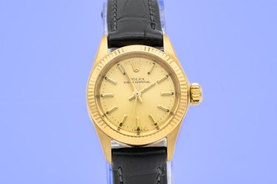 Rolex Oyster Perpetual 26 Lady 18K Yellow Gold Automatic 26mm Ladies' Watch