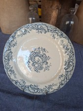 Ancienne Assiette / petit plat de présentation mouvementée  bourgeois  26 cm