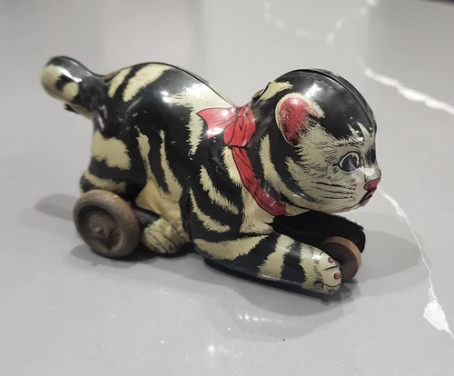 Vintage 1940s J. Chein CREEPING CAT Chasing Ball Tin Litho Wind-up Toy