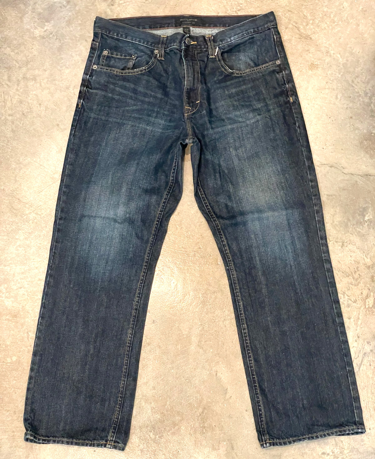 Banana Republic Jeans Mens 35x30 Fits 33x28 Dark Wash Blue Straight Leg Cotton