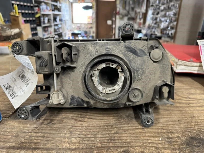 Faro izquierdo conductor Isuzu Rodeo y Honda Passport 2000-2002 OEM Foto 3 de 3