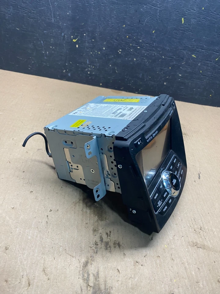 2011 to 2015 Hyundai Sonata Am Fm Cd Player Radio Receiver Q7315  DG - Image 3 of 4