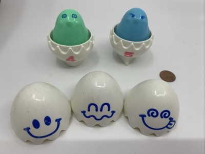 hen house fresh hide and squeak replacement eggs