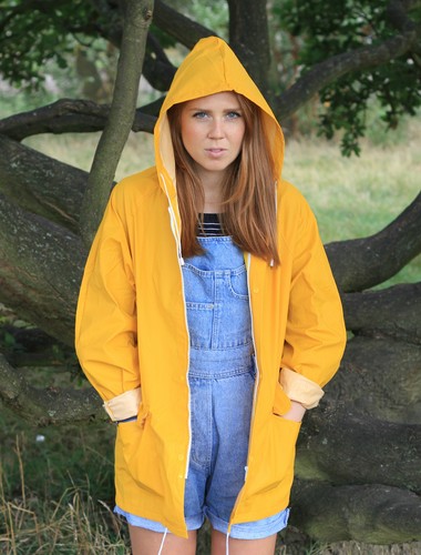 THE ORIGINAL CLASSIC YELLOW FISHERMAN 